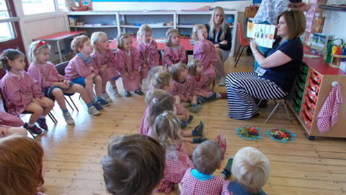 Julie, the Health Visitor, came to talk about healthy eating